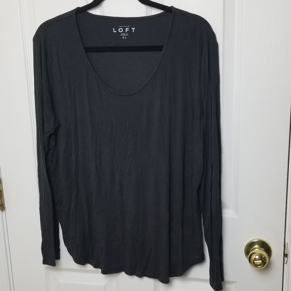 Loft XL long sleeve dark gray top